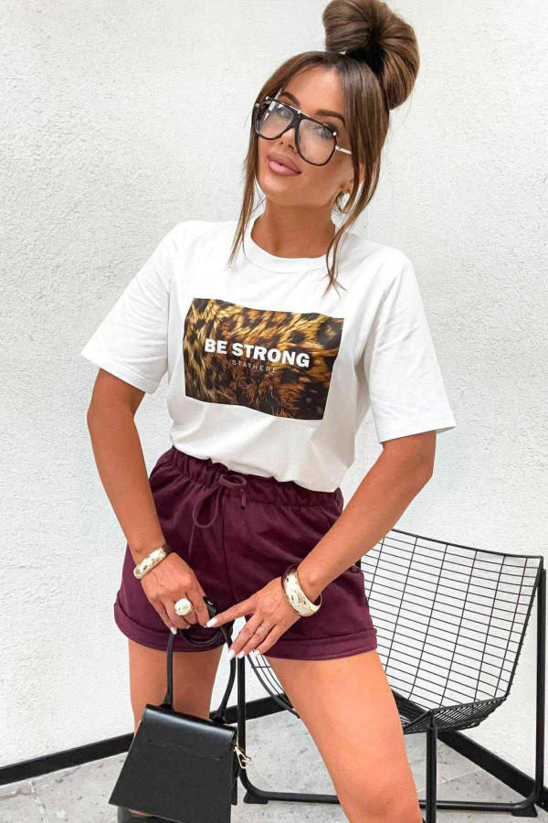 T-SHIRT STRONG